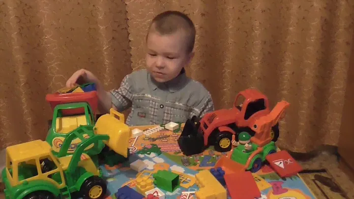 Собираем детский конструктор Бауер. Collect the children's designer